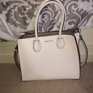 White Michael kors purse